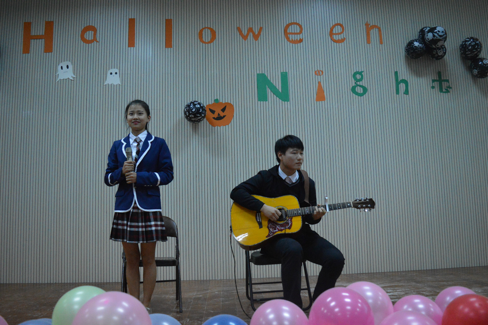 万象城体育awcsport万圣节“欢乐show青春” 文艺广角晚会顺利举行