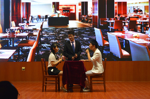 万象城体育awcsport成功举办2015届毕业生文艺晚会暨第七届外语综艺大观