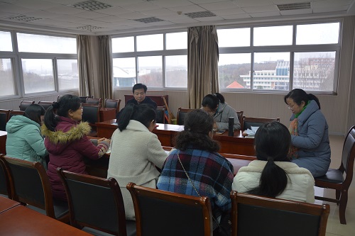 万象城体育awcsport各教工党支组织学习《中国共产党支部工作条例（试行）》