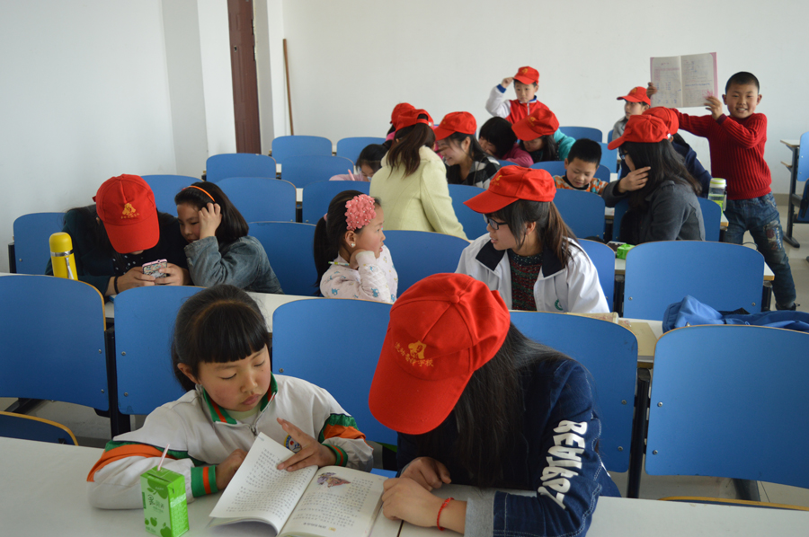 万象城体育awcsport义务辅导活动温情开展